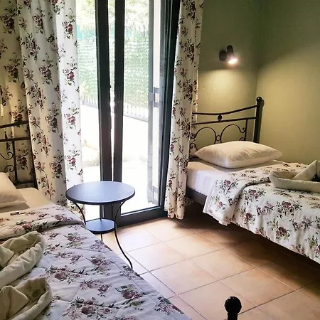 Elios Petit Village * Neo Klima